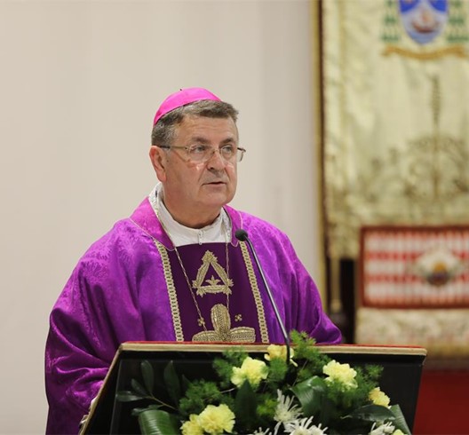 Homilija biskupa Šaška na misi ispraćaja za preminuloga mons. Jurja Jerneića